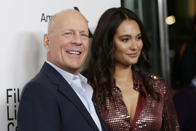 Bruce Willis to step away from acting after aphasia diagnosis