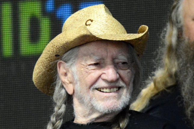 Willie Nelson, Avett Brothers, ZZ Top set for Outlaw music festival tour