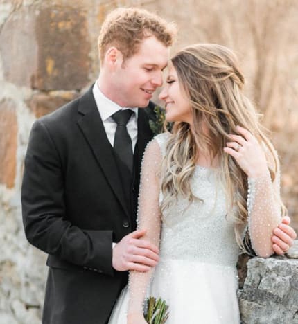 Hannah Wissmann and Jeremiah Duggar Wedding Pic