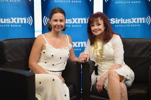 Ashley and Naomi Judd