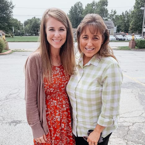 Jana Duggar with Michelle Duggar in September of 2020