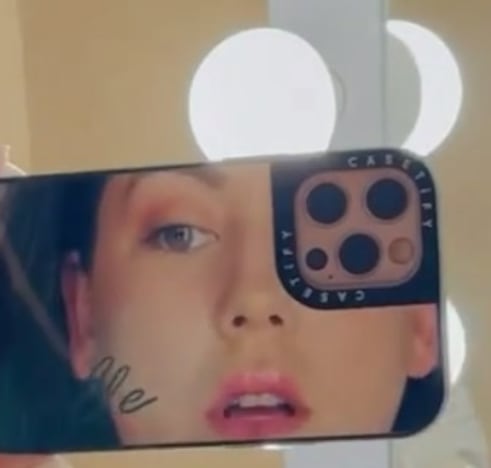 Jenelle Evans cell phone