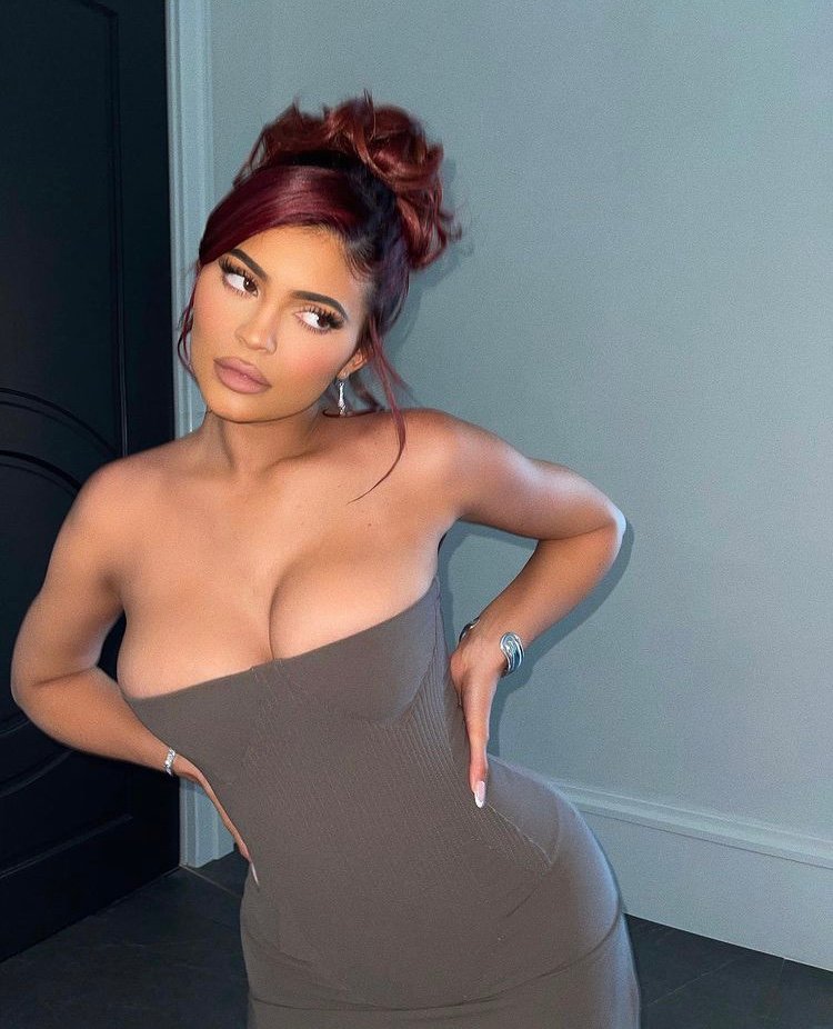 Kylie Jenner In a Very Tight Dress