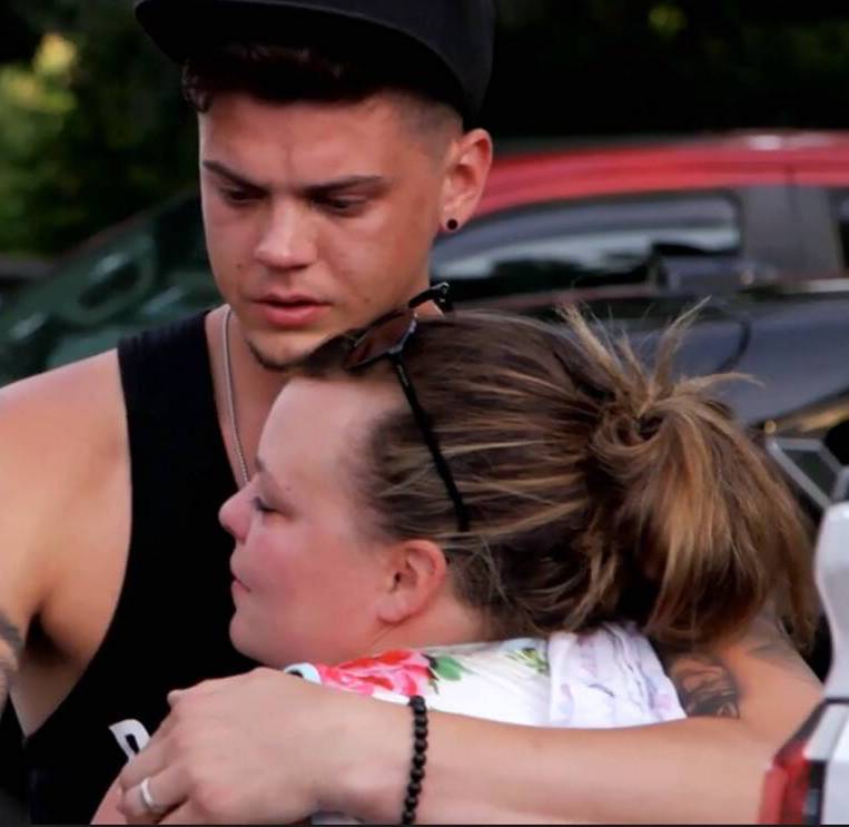 Tyler Baltierra and Catelynn Lowell Cry