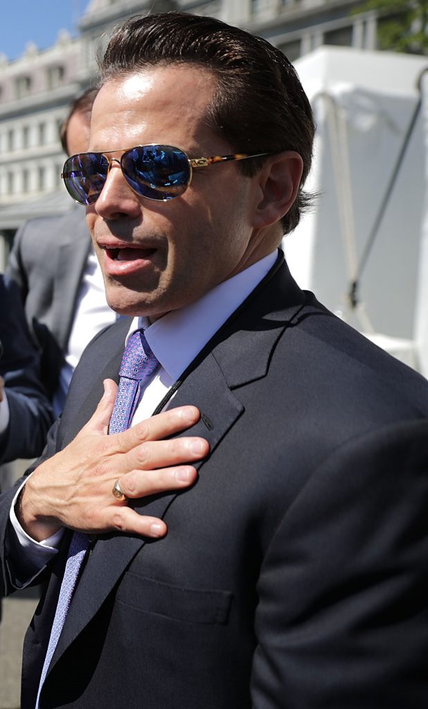 Anthony Scaramucci, Hand to Heart