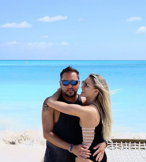 Jason Aldean Vacations with Brittany Kerr Aldean