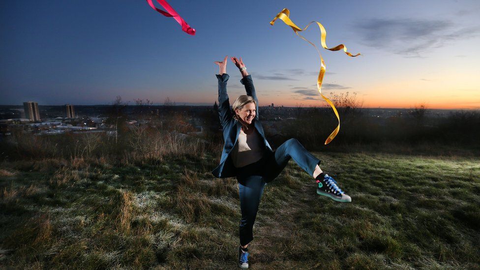 Dancer on Cabbage Hill in Leeds