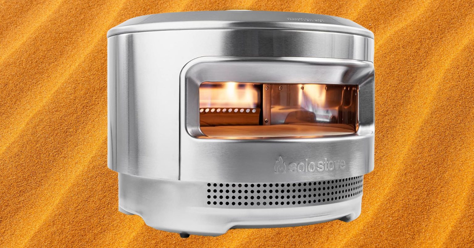 Our 9 Favorite Pizza Ovens Wood, Gas, and Electric (2024)