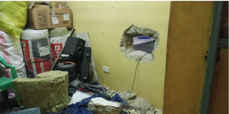 Robbers Drill Hole In Shop Wall Steal Sh15 Million Worth Of Phones 9323