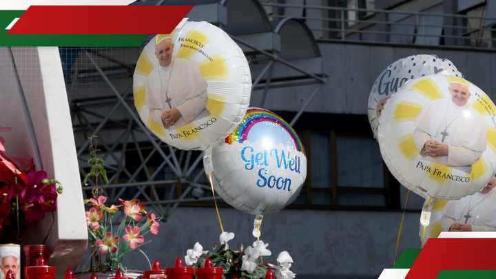 Pope Francis is still admitted at the Gemelli Hospital.