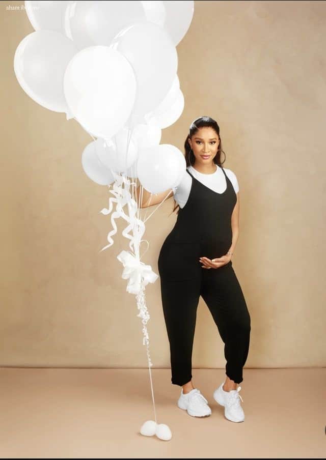 Adesua Etomi maternity photos