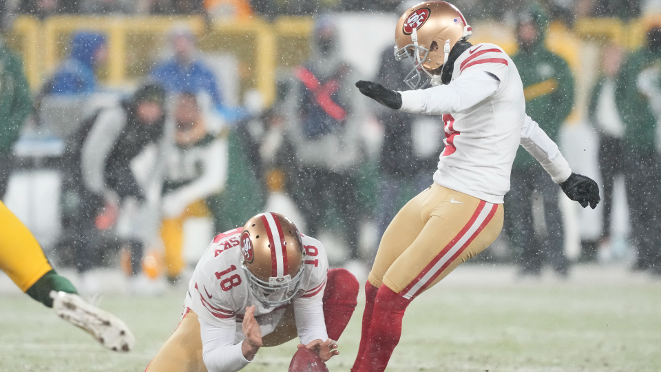 Robbie-Gould(2)-01222022-Getty-FTR