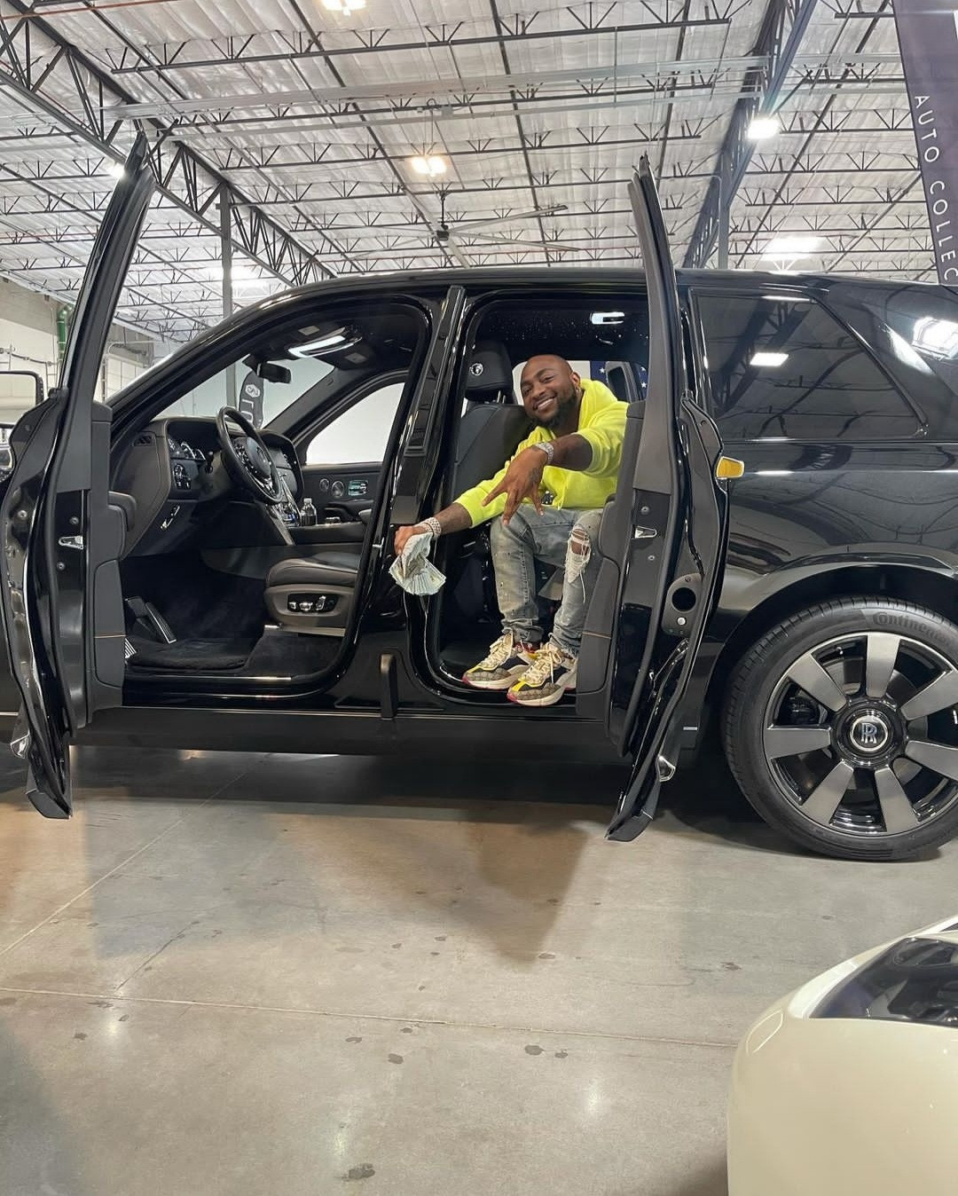 Davido acquires 2021 Rolls Royce Cullinan worth about $500,000