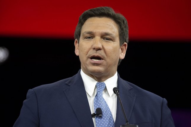 Ron DeSantis rips NCAA and Lia Thomas, declares Emma Weyant 'rightful winner'