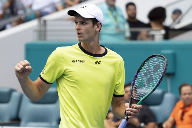 Tennis: Hurkacz beats Medvedev, advances to Miami Open semis