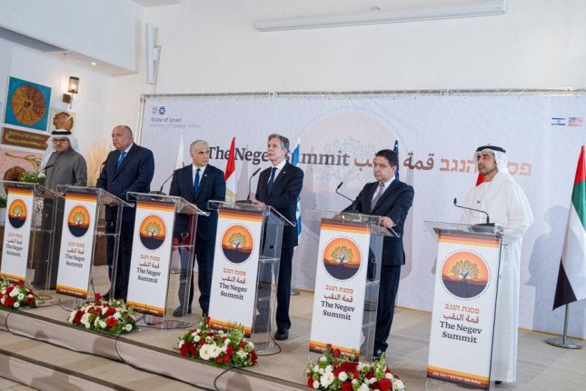 U.S., Israel, Arab states pledge to foster stronger relations in Negev Summit