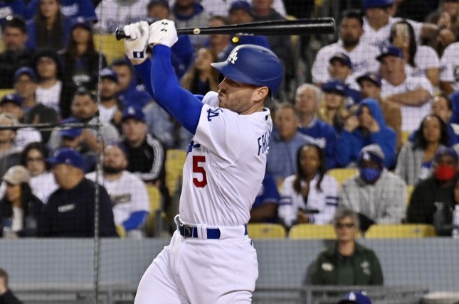 Dodgers' Freddie Freeman homers in first at-bat vs. former Braves teammates