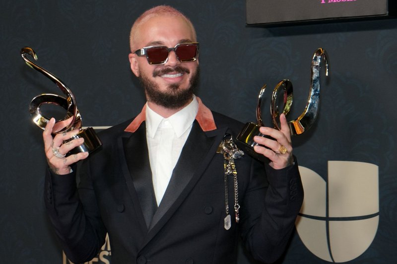 J Balvin postpones 2022 tour due to COVID19 'production challenges