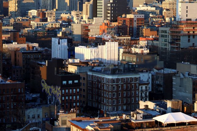 NYC doormen's union, residential owners agree to avert first strike in 31 years