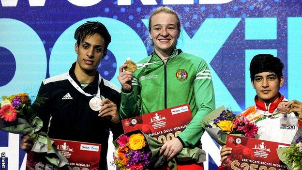 Amy Broadhurst poses with her gold medal at the Women's World Boxing Championships