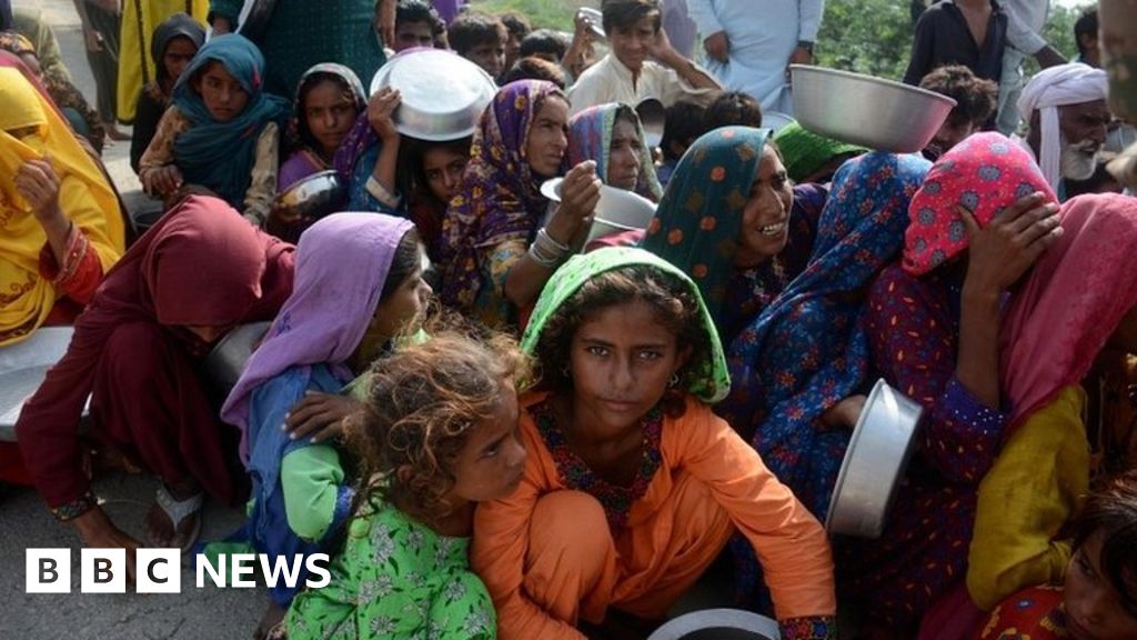 Pakistan floods: Thousands told to evacuate as rivers rise - Ghanamma.com