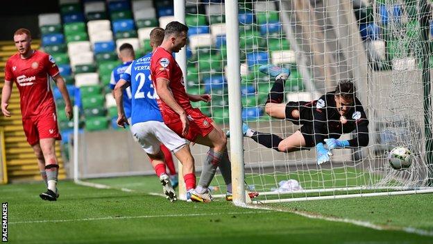 Ports keeper Jethran Barr fails to keep out Eeru Vertainen's head as Linfield make it 3-0