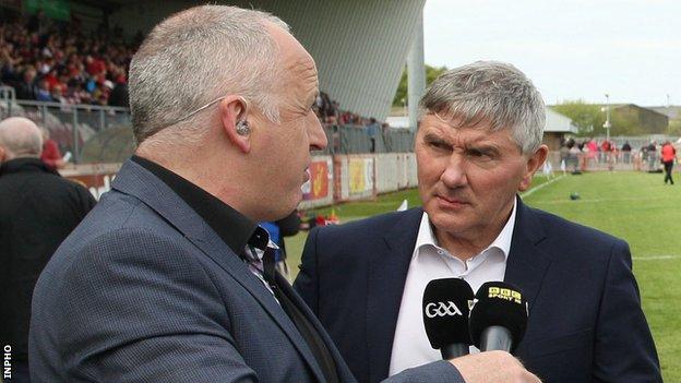 Martin McHugh with BBC Sport NI's Championship presenter Mark Sidebottom