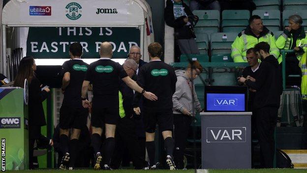 VAR at Easter Road