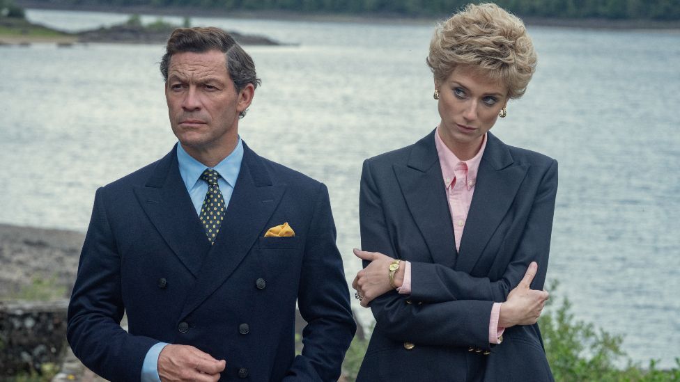 Dominic West and Elizabeth Debicki in The Crown