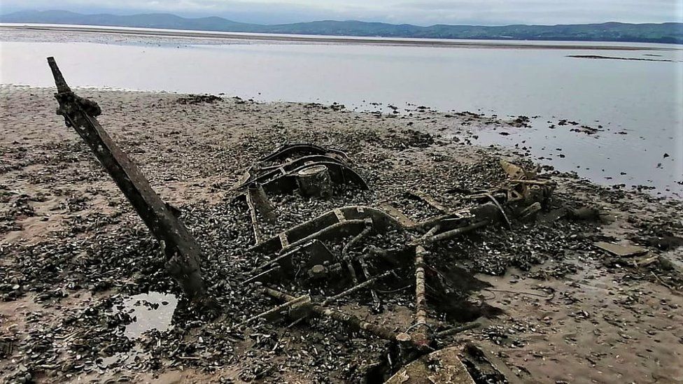 wreck of Westland Dragonfly in Lough Foyle