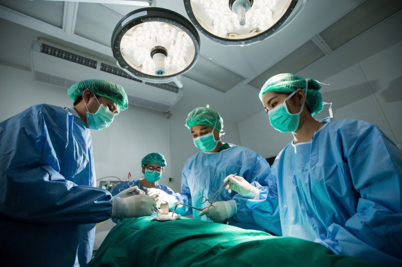 Black patients do not have the same level of access to new, safer procedures for heart surgery as do White patients, giving them dramatically higher odds of complications or death, a new study says. Photo by torwaiphoto/shutterstock