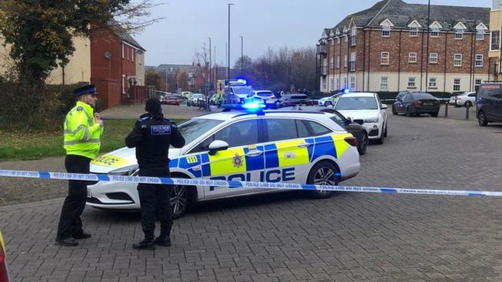 Police cordon on Torun Way, Swindon