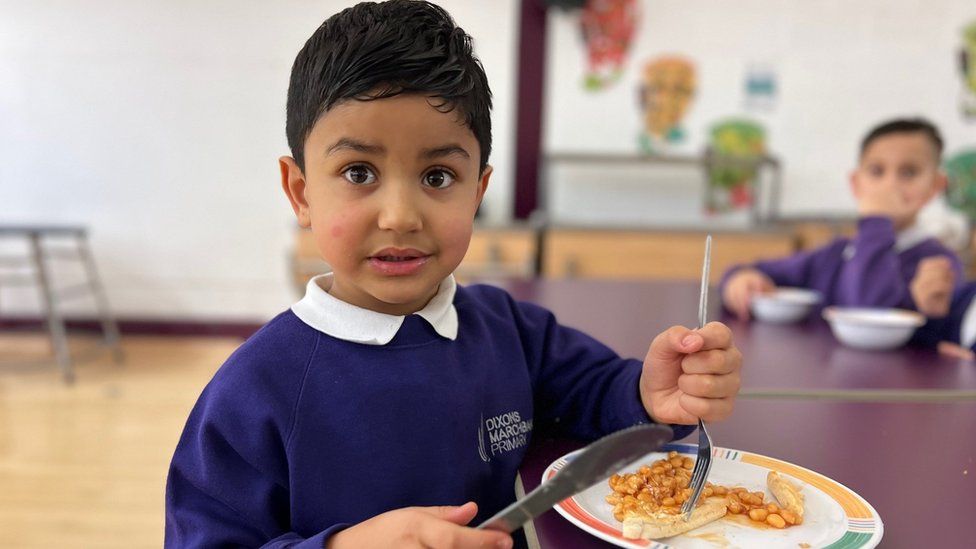 Child at school breakfast club