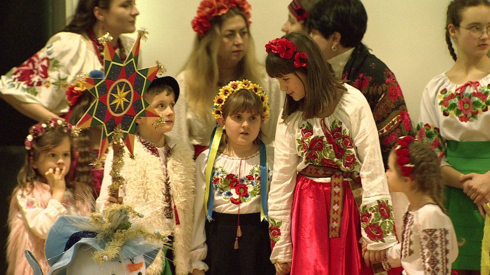 Ukrainian christmas performers in Belfast