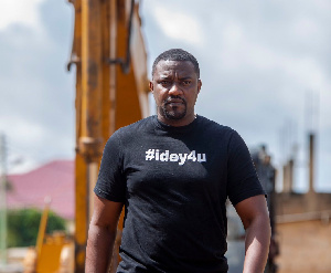 John Dumelo