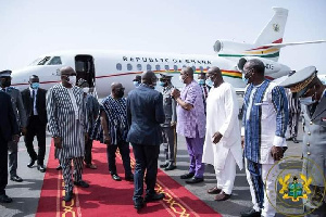 President Akufo-Addo exchanging pleasantries with Burkinabe officials