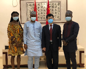 Executives of ASCIR in a picture with the Chinese Ambassador