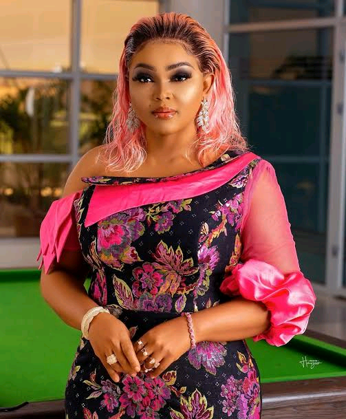 "I Might Give Marriage A Second Shot", Mercy Aigbe Says As She Flaunts Flowers She Received From Her New Man