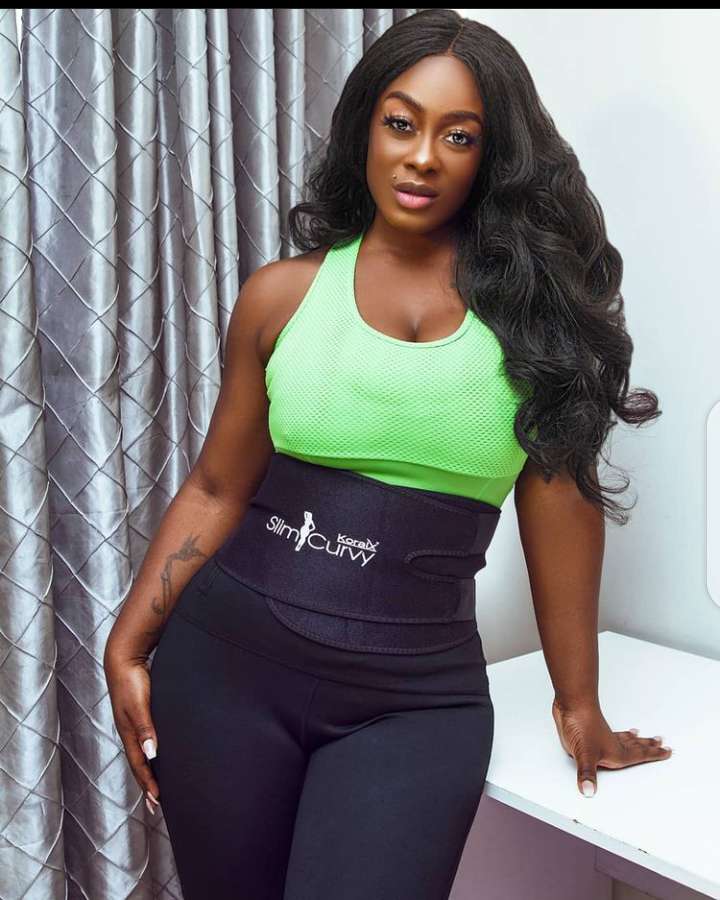 Scooper - News: Ex - Bbn Housemate Uriel Blast A Fan For Body - Shaming Her  Over Weight Loss