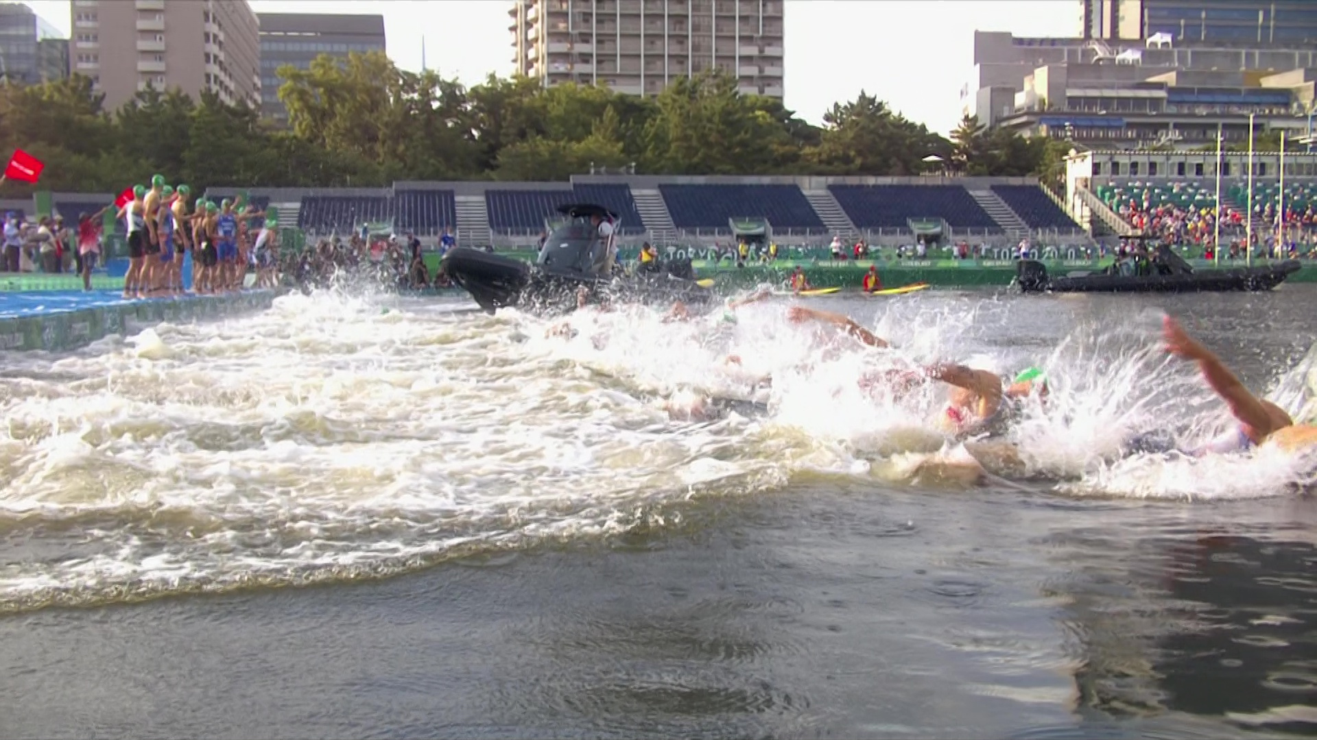 Many athletes were left stood on the platform with a boat in the way