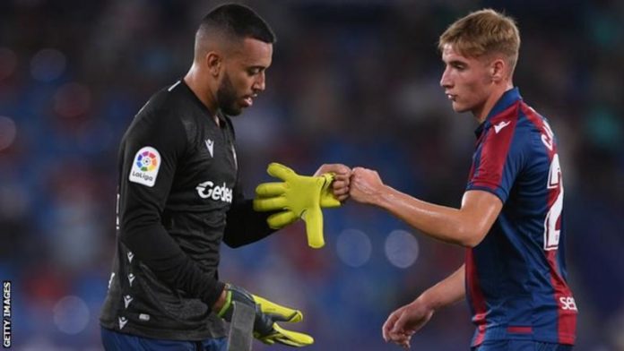 Portuguese defender Ruben Vezo ended up in goal for 10-man Levante