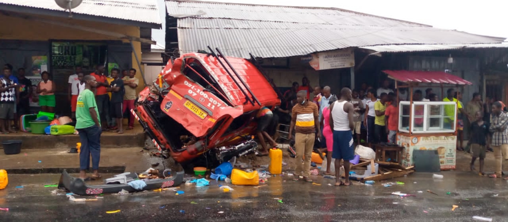 One dead, 19 others including a pregnant woman injured in car crash at Adeiso