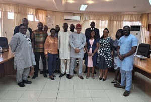 Dr Mustapha Abdul Hamid middle with other dignitaries after the meeting