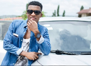 Kofi Kinaata