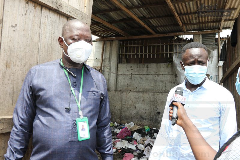 Joycleanghana Photos: AMA Metro Health Inspectors close down smelly public urinals at 'circle station'