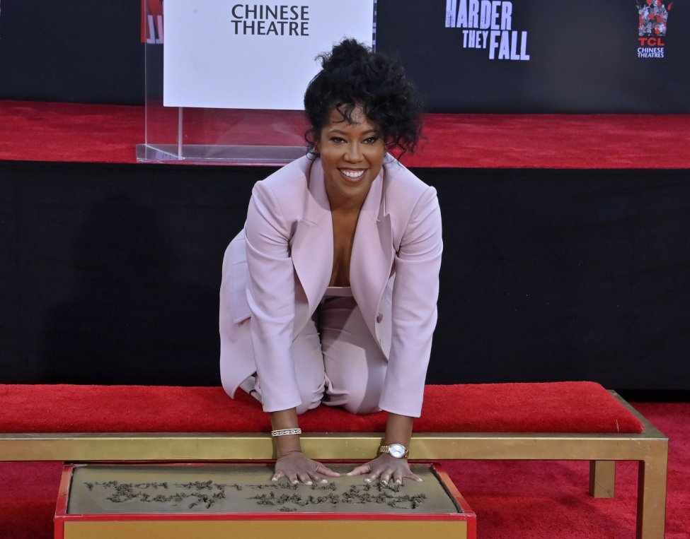 Regina King honored with handprint, footprint ceremony