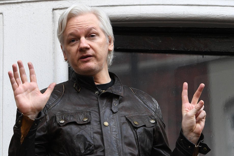 U.S. to ask Britain's high court to extradite WikiLeaks' Julian Assange on spy charges