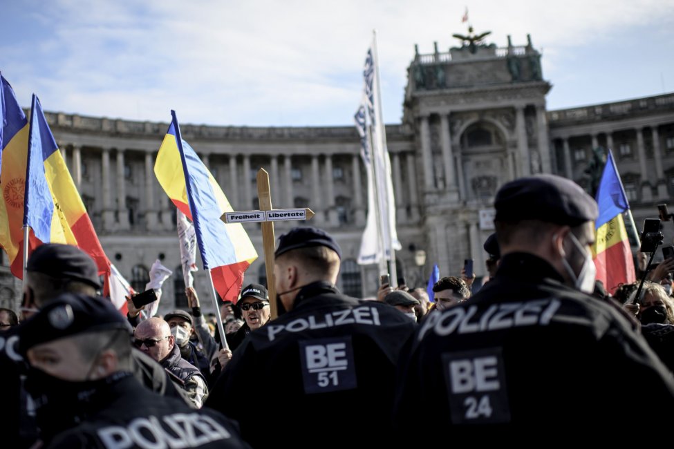 Tens of thousands in Austria protest COVID-19 restrictions