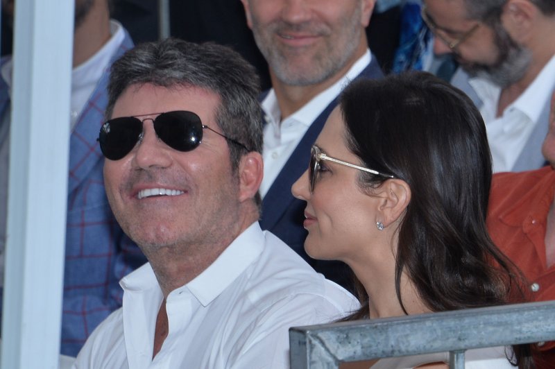 Simon Cowell Proposes To Longtime Girlfriend Lauren Silverman