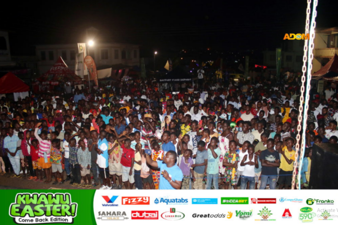 Crowd keeps increasing at Adom Mega Street Bash 2022